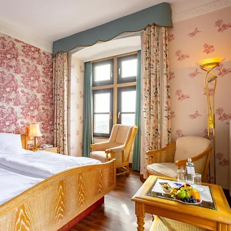 Burghotel Staufenberg
