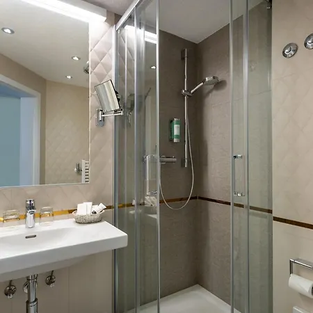 Burghotel 4*