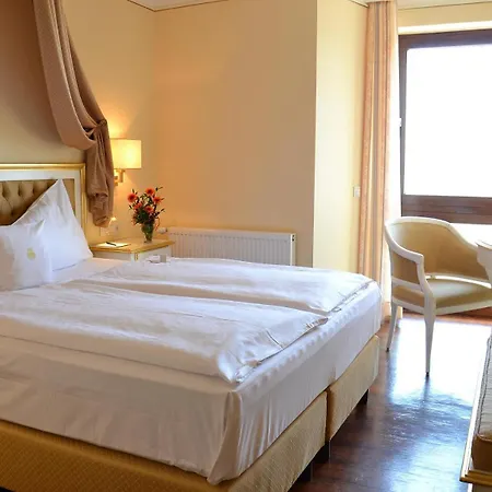 Hotel Burghotel 4*
