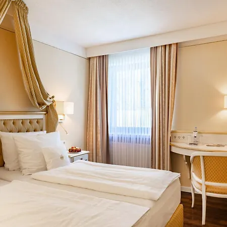 Burghotel Staufenberg (Hessen)