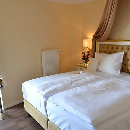 Hotel Burghotel Staufenberg (Hessen)