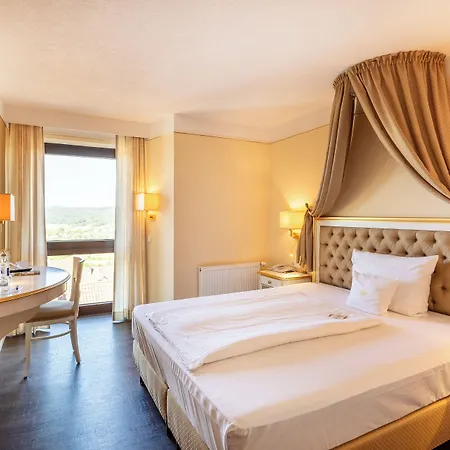 Burghotel 4*