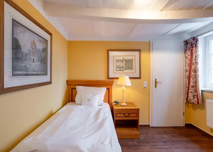 Hotel Burghotel Staufenberg (Hessen)