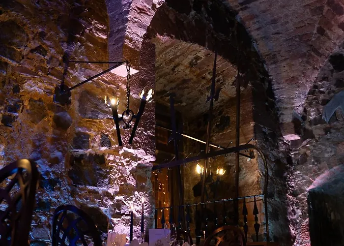 Hotel Burghotel Staufenberg (Hessen)