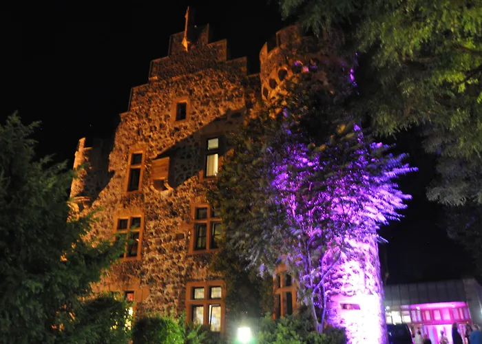 Hotel Burghotel Staufenberg (Hessen)